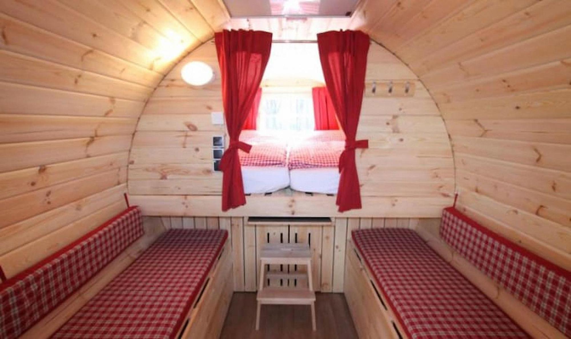 Holz-wohnfass In Muenchen-nymphenburg Monaco di Baviera