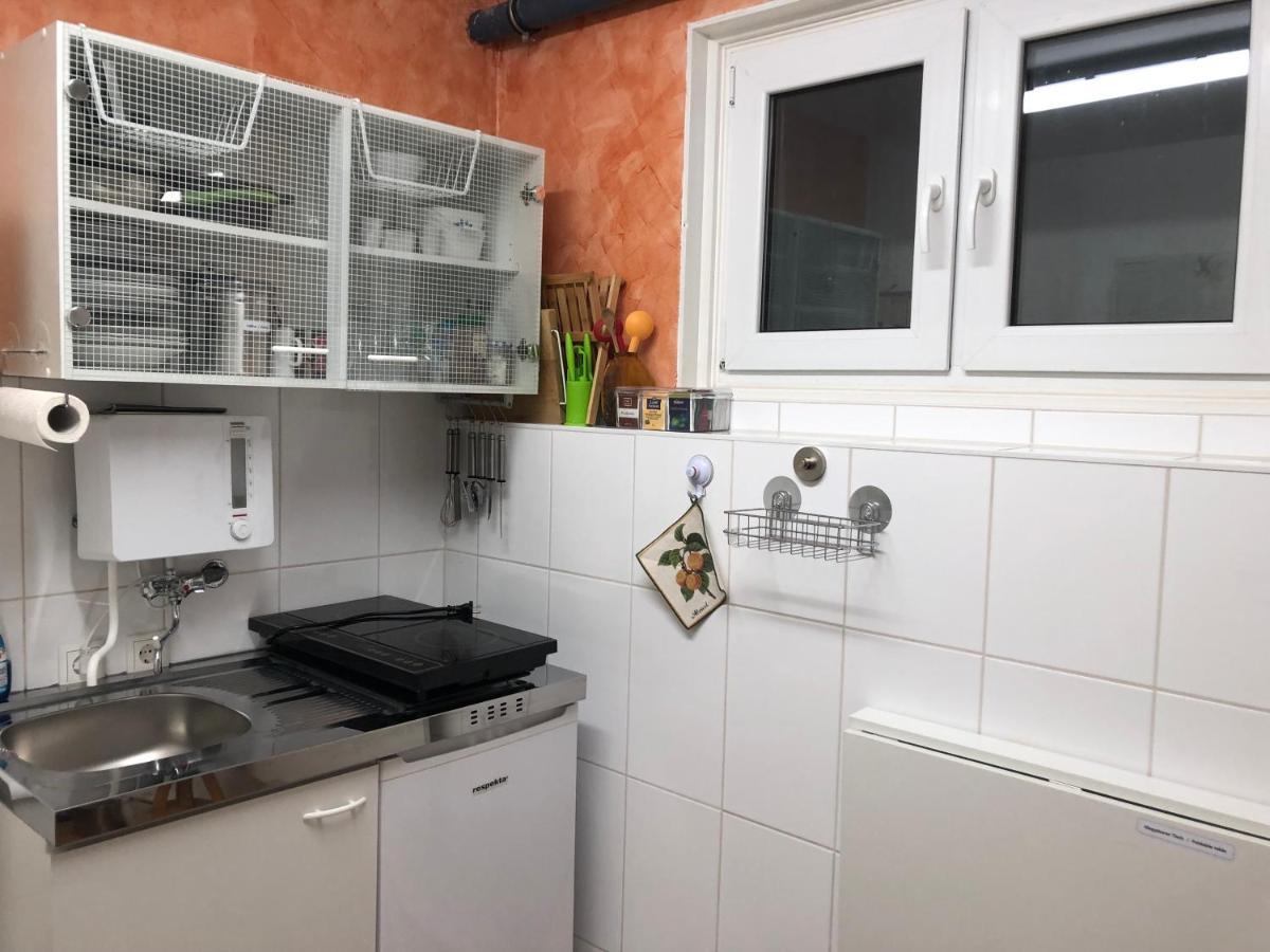 Holz-wohnfass In Muenchen-nymphenburg Appartement München